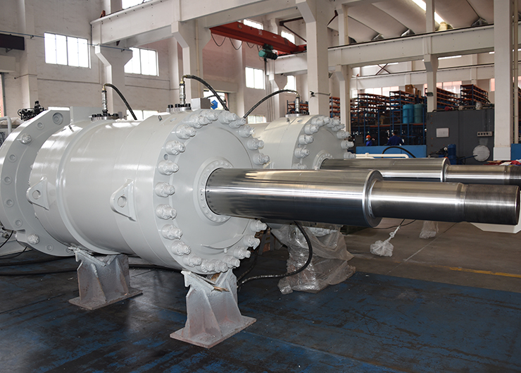 白鶴灘電站水輪機接力器，單機容量100萬千瓦